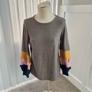 Hailey & Co. Women’s Sweater Size Small